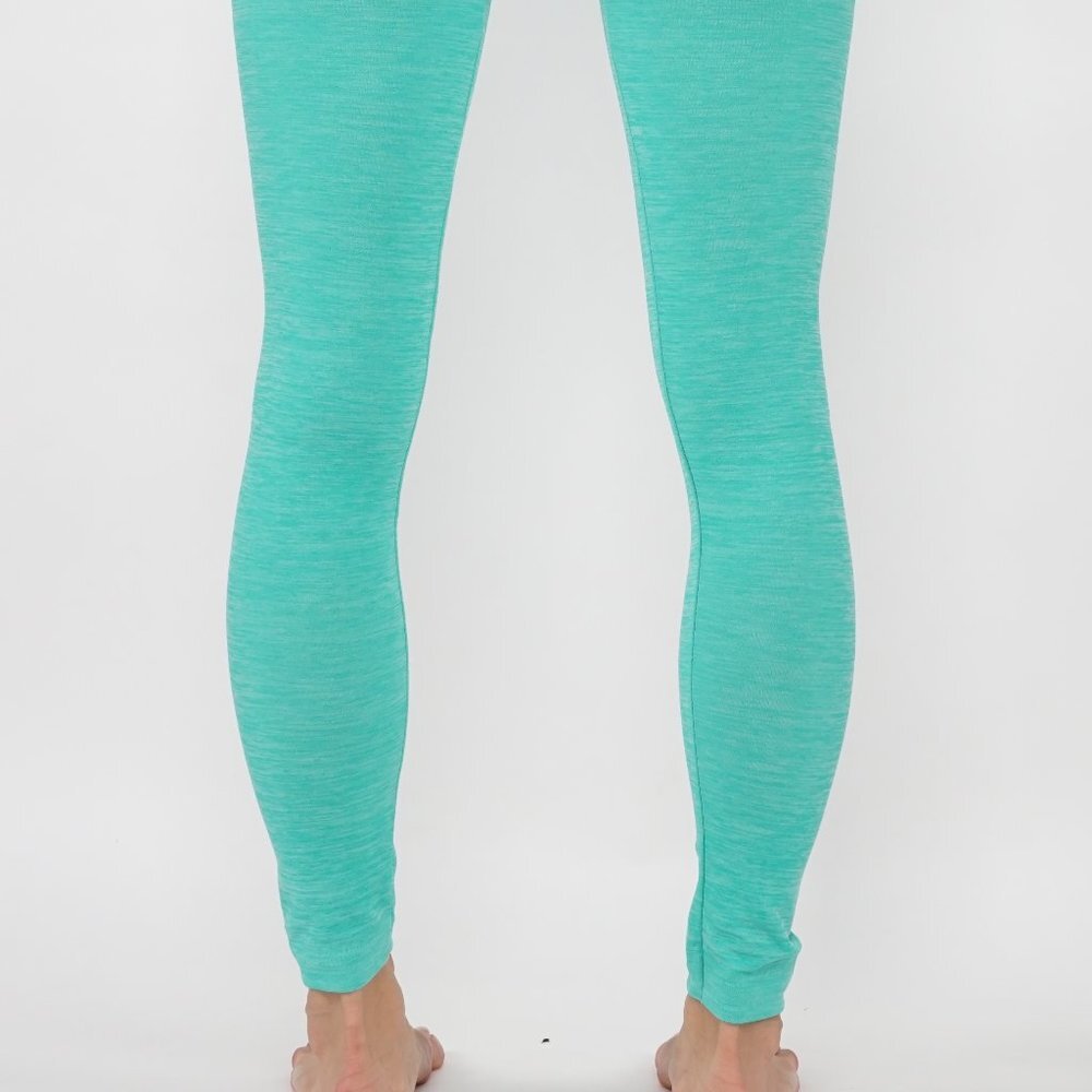 Form Fitting Soft Fleece Leggings - Picture 3 of 4